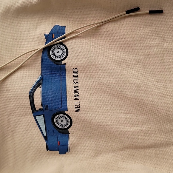 EUC Well Known Mens Hoodie - Picture 3 of 6